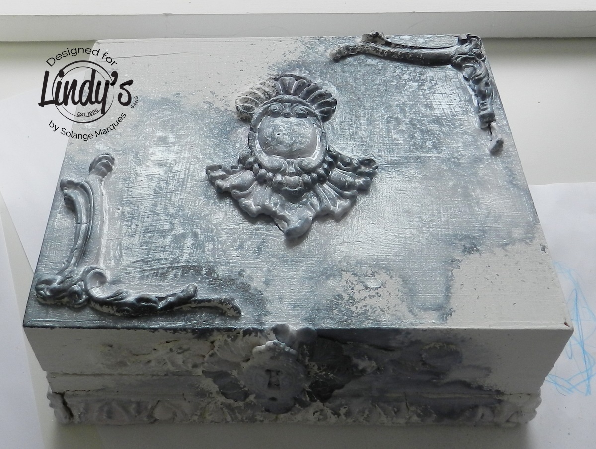 altered-box-with-lindys-stamp-gang-001